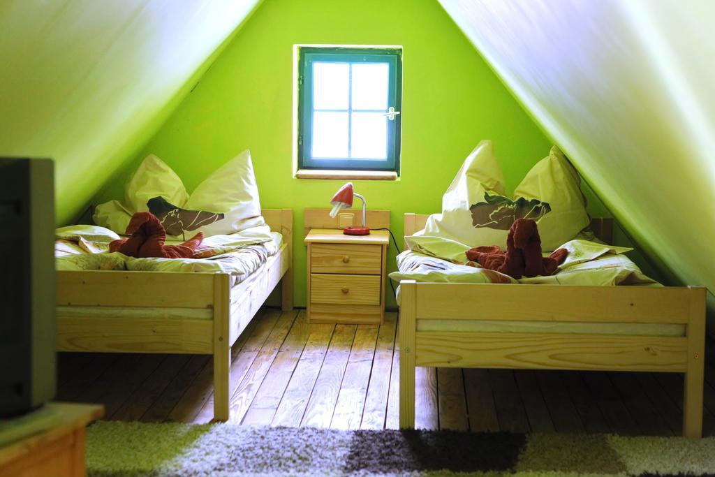 Hrazdeny Statek Mytinka Guest House Phòng bức ảnh