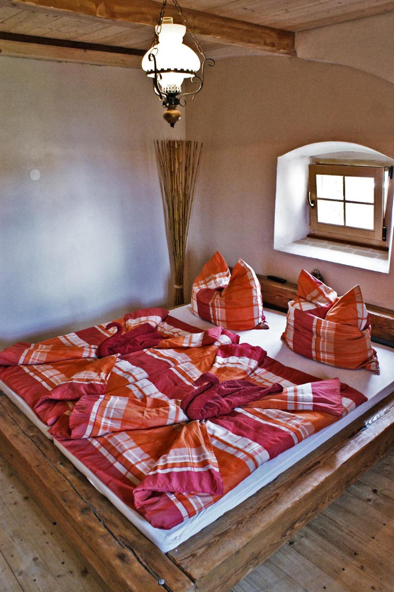 Hrazdeny Statek Mytinka Guest House Ngoại thất bức ảnh
