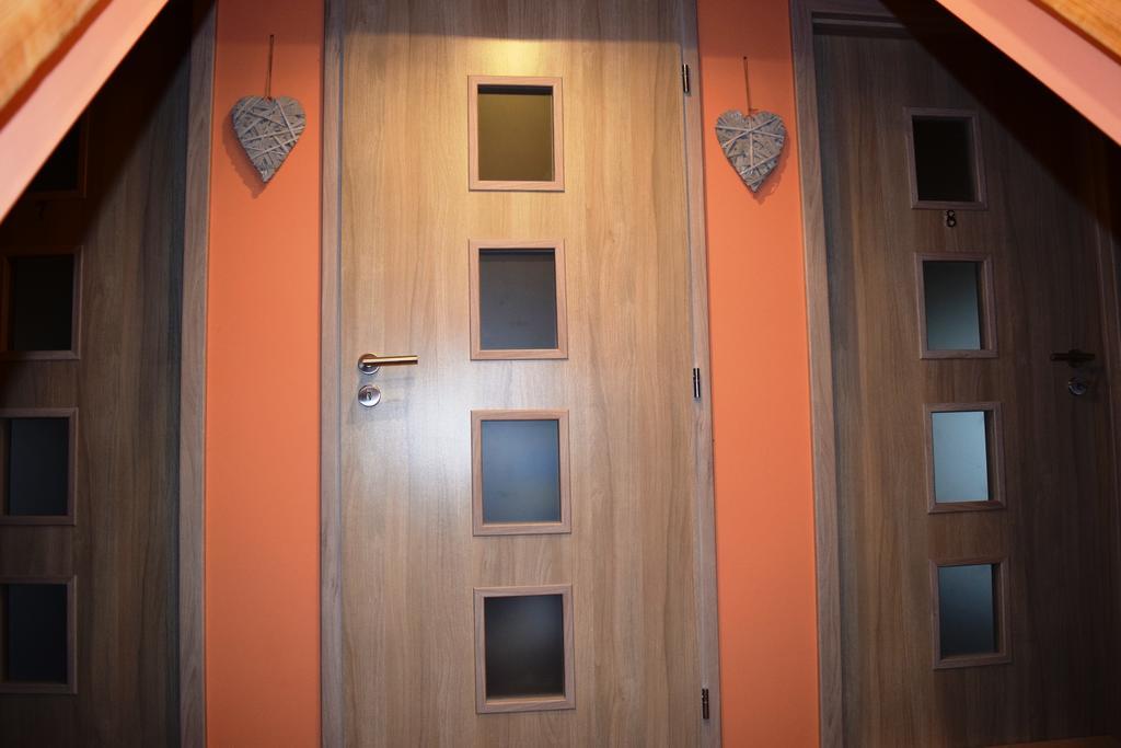 Hrazdeny Statek Mytinka Guest House Ngoại thất bức ảnh